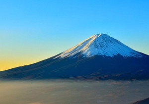 跨境电商的现状及前景文献综述怎么写 跨境电商的发展前景论文